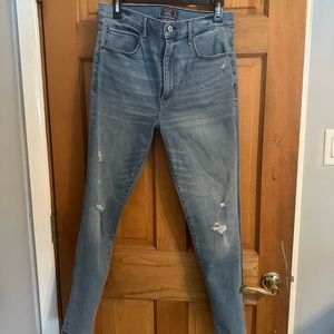 BRAND NEW ABERCROMBIE JEANS